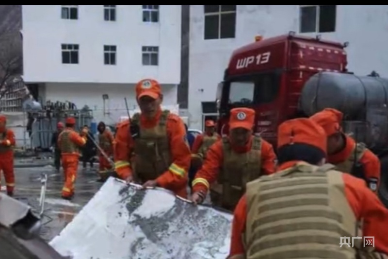 四川丹巴电站厂房透水事故已致1人死亡8人失踪系堵头阀门爆裂引发(图3)